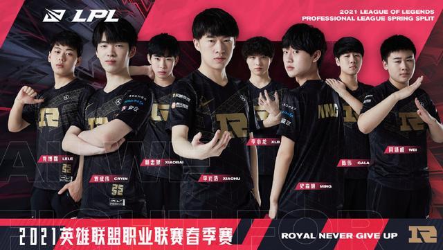 作为两届总 作为两届总