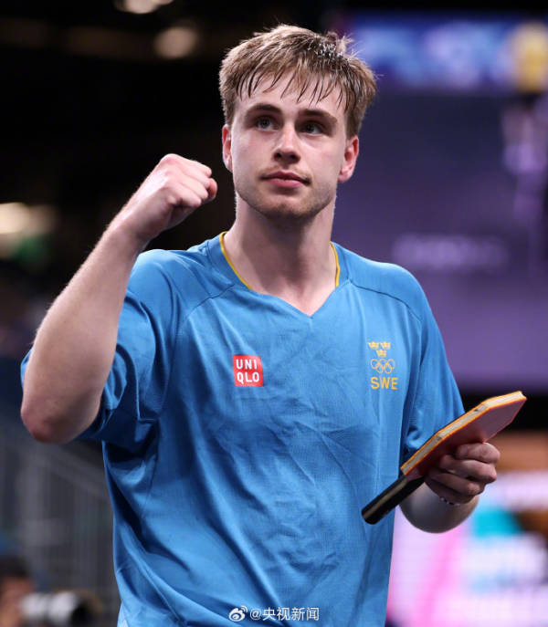 场下的友谊 场下的友谊