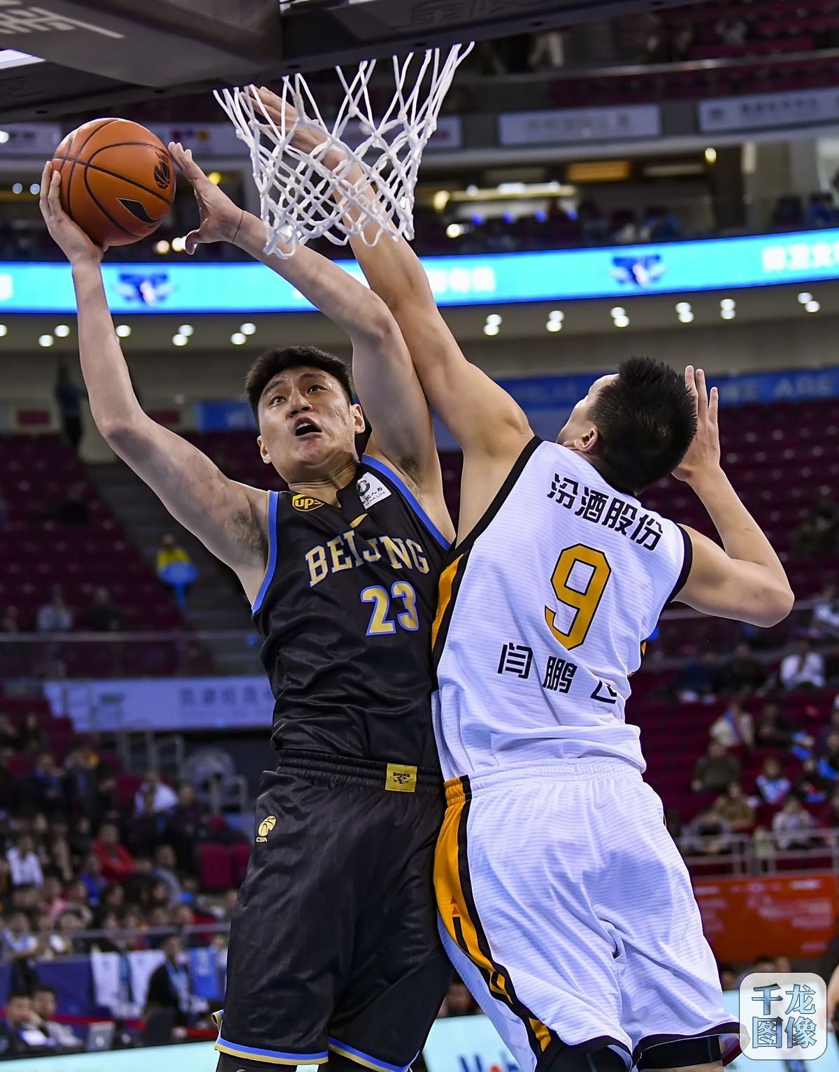 同时更有深 同时更有深