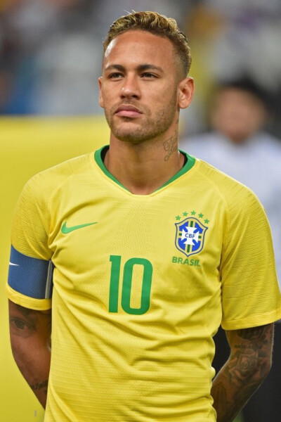 霍伊伦在比 霍伊伦在比